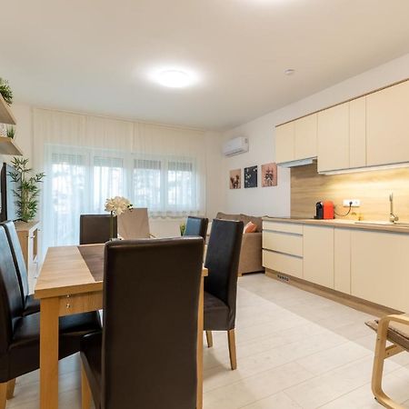 Léda Apartmanok Siófok Exterior foto