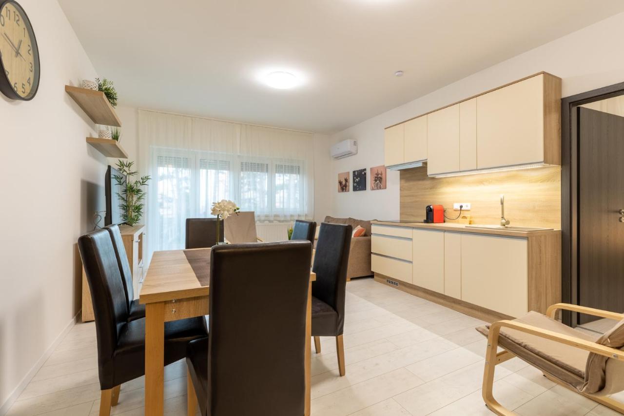 Léda Apartmanok Siófok Exterior foto