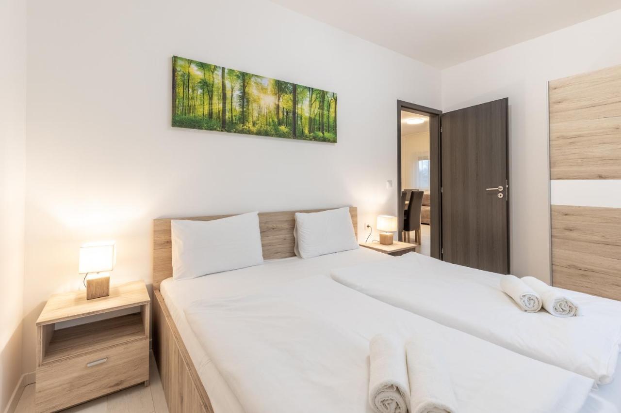 Léda Apartmanok Siófok Exterior foto