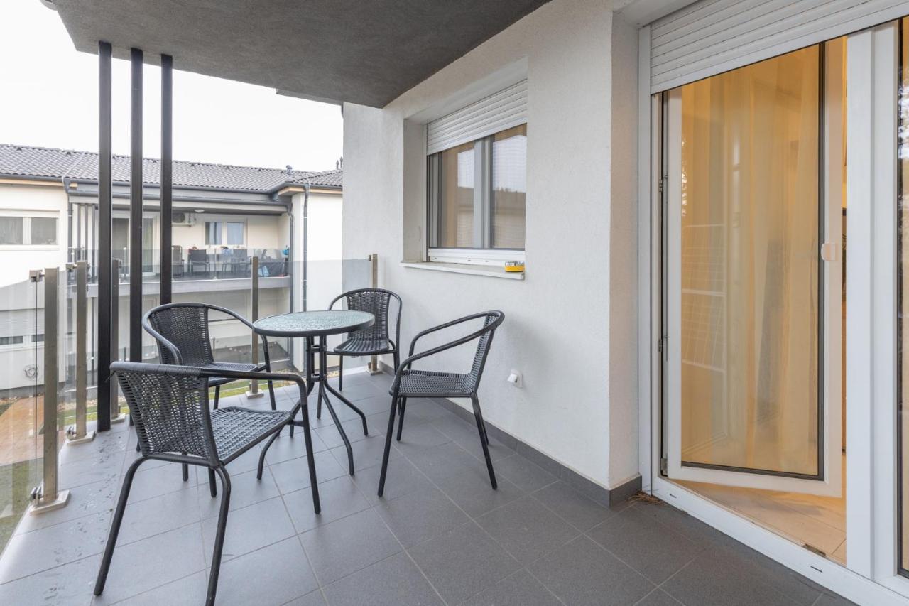 Léda Apartmanok Siófok Exterior foto